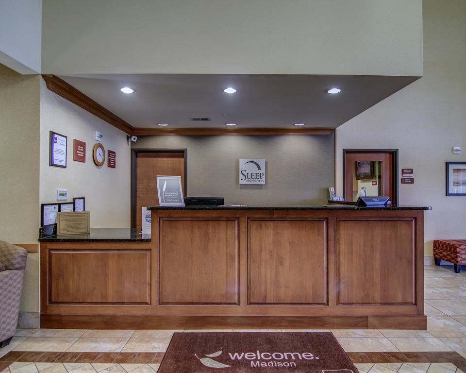Sleep Inn & Suites Madison - Monona Εξωτερικό φωτογραφία